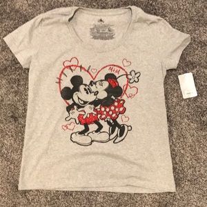 Disney Minnie and Mickey t-shirt Size M